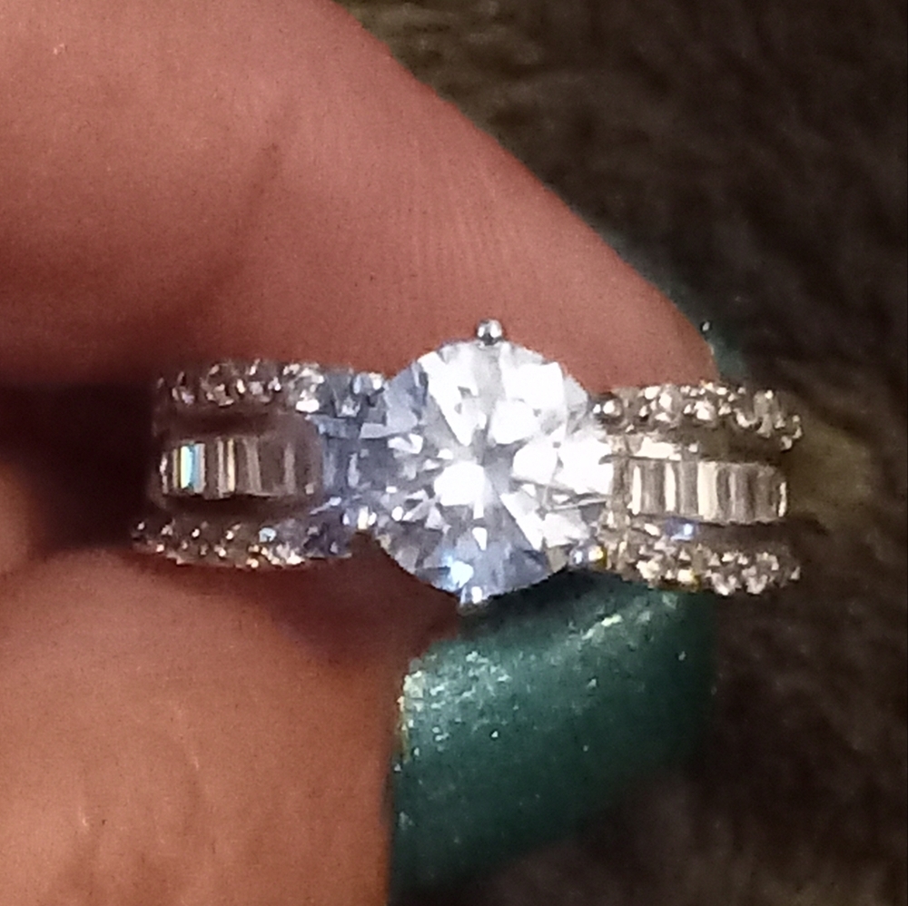 NWOT Ceta Sterling Silver Cubic Diamond Ring